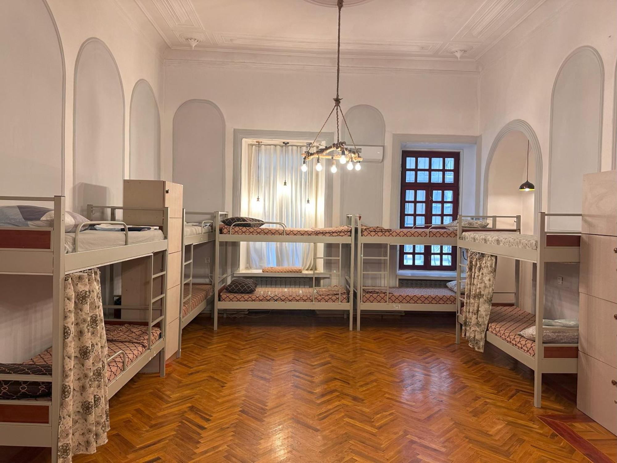 Flora Music & Art Hostel Баку Екстериор снимка